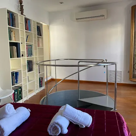 La Casa Del Pajaro Con Terraza Y Parking Gratuito Holiday home *